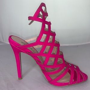 Perfect Pink Heels!